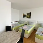 Apartman Wohnen Auf Zeit Mit Aussicht *